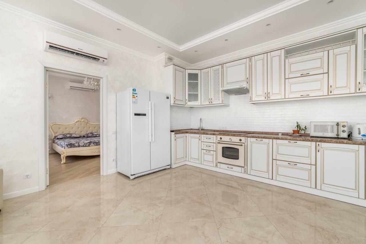 أوديسا Vip Level Sea View Apartment المظهر الخارجي الصورة