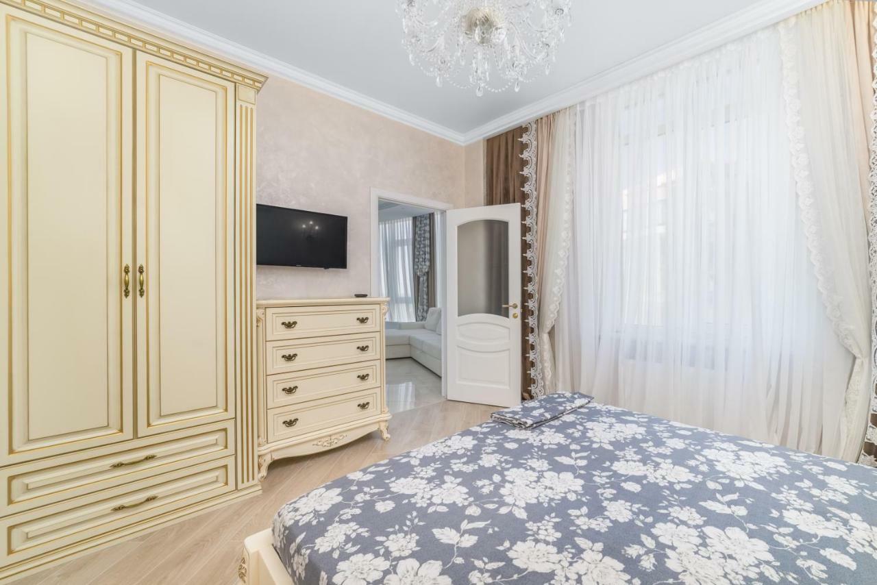 أوديسا Vip Level Sea View Apartment المظهر الخارجي الصورة